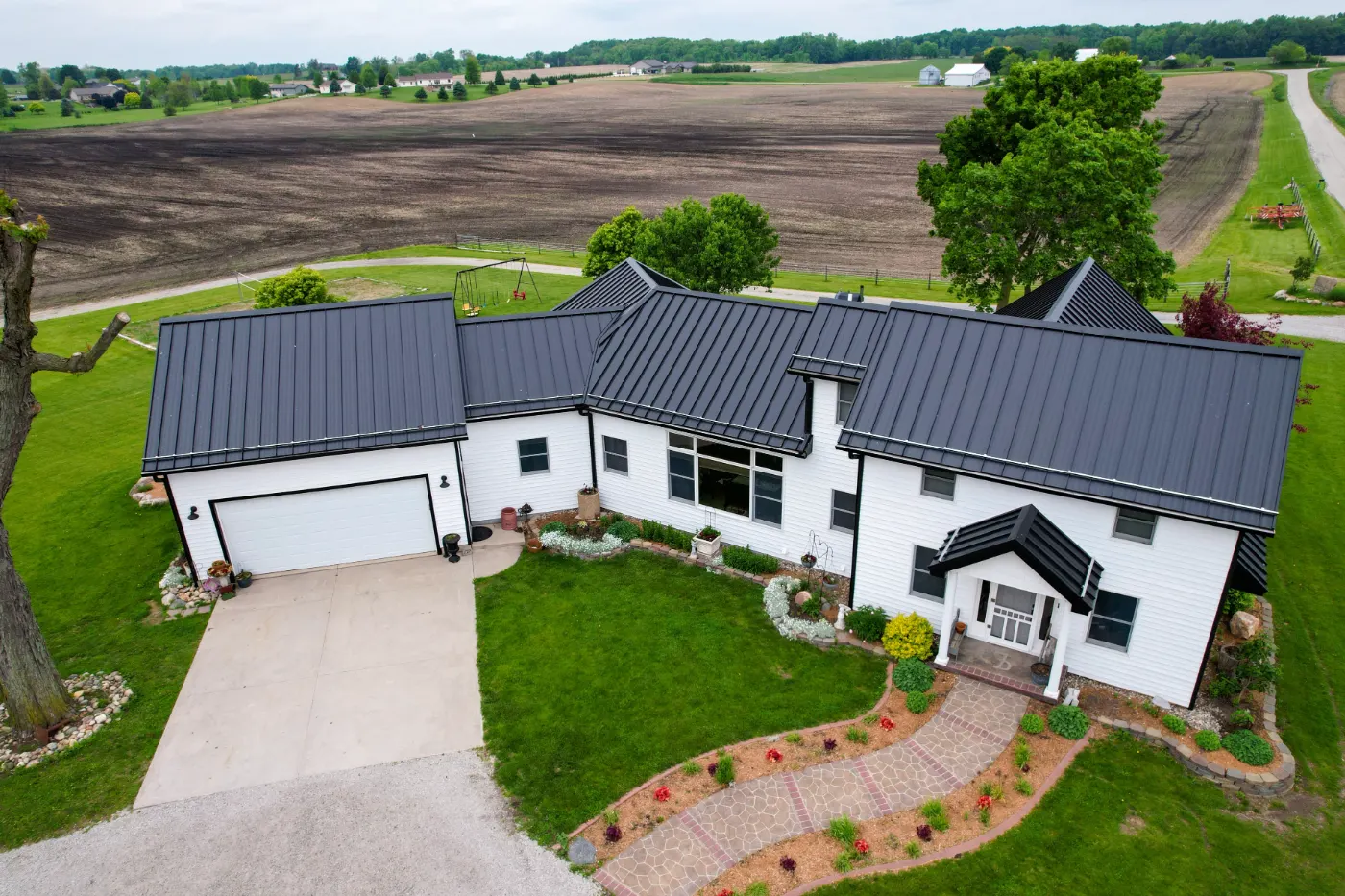 Manufacturer-certified roof installation in Cobblestone